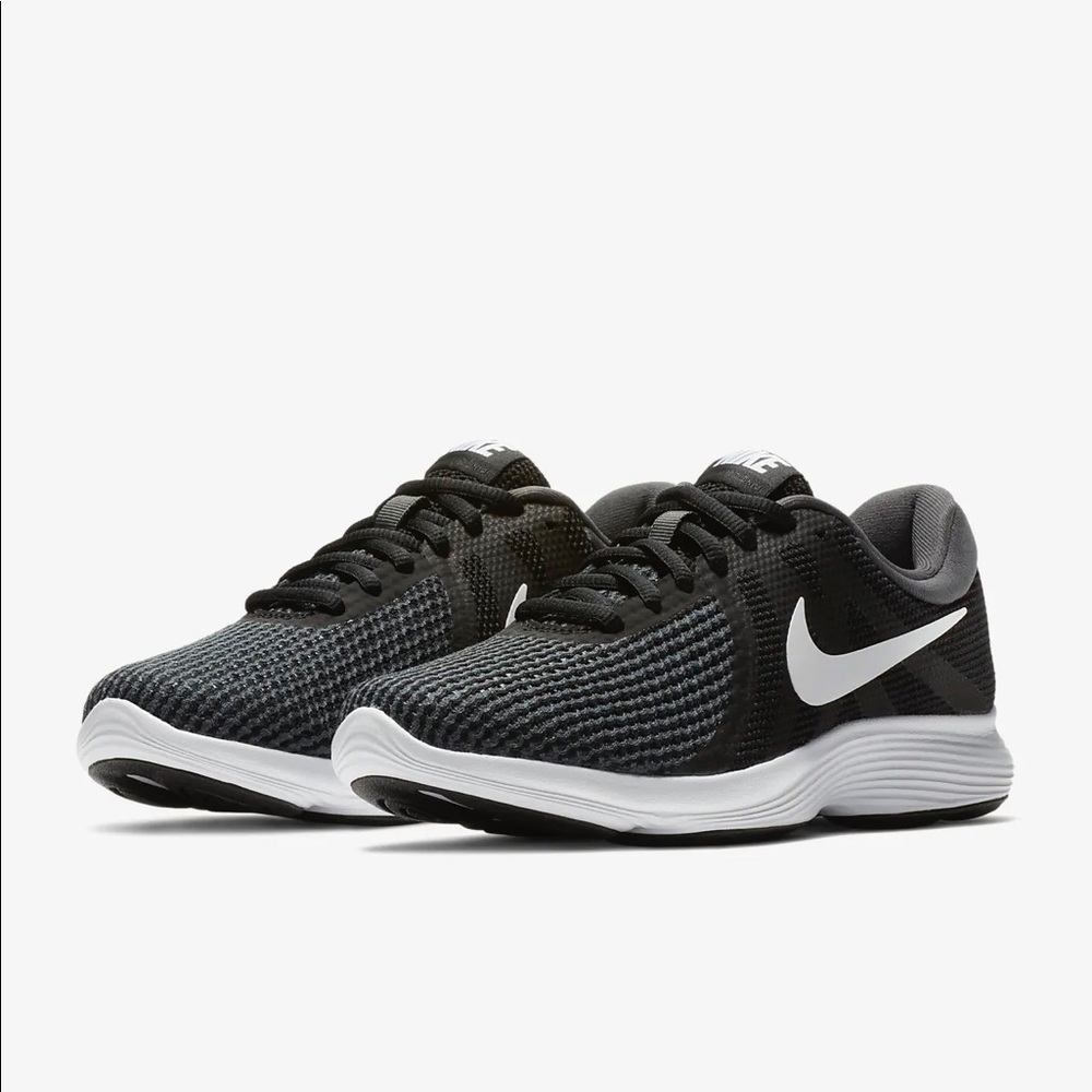 BNIB Nike Revolution 4 Sneakers Running Shoes